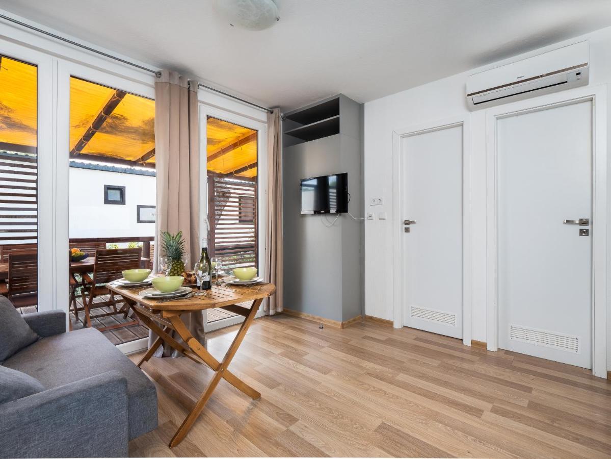 Salve Croatia Mobile Homes In Amadria Park Trogir เซเกต วรันยีชา ภายนอก รูปภาพ