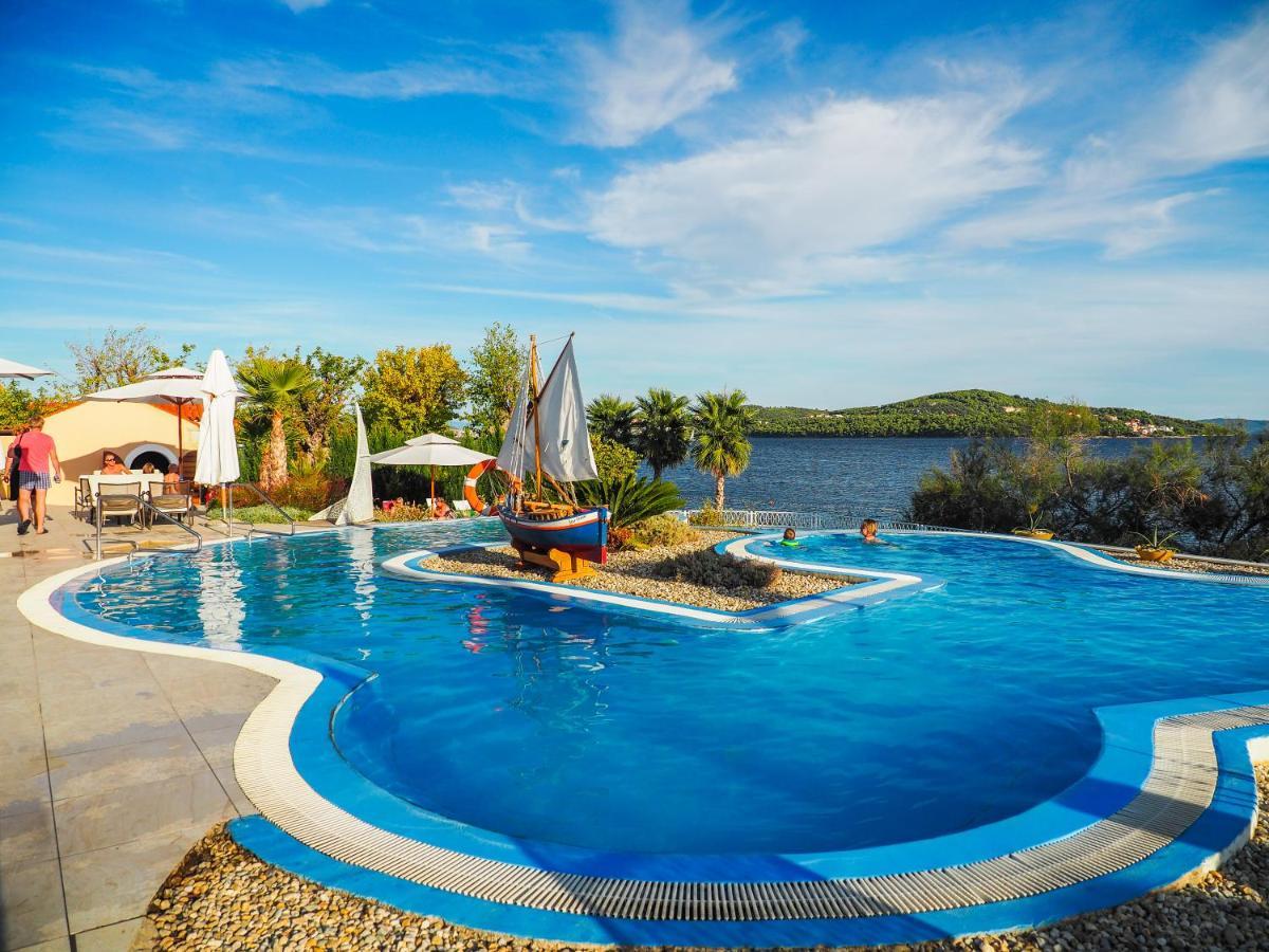 Salve Croatia Mobile Homes In Amadria Park Trogir เซเกต วรันยีชา ภายนอก รูปภาพ