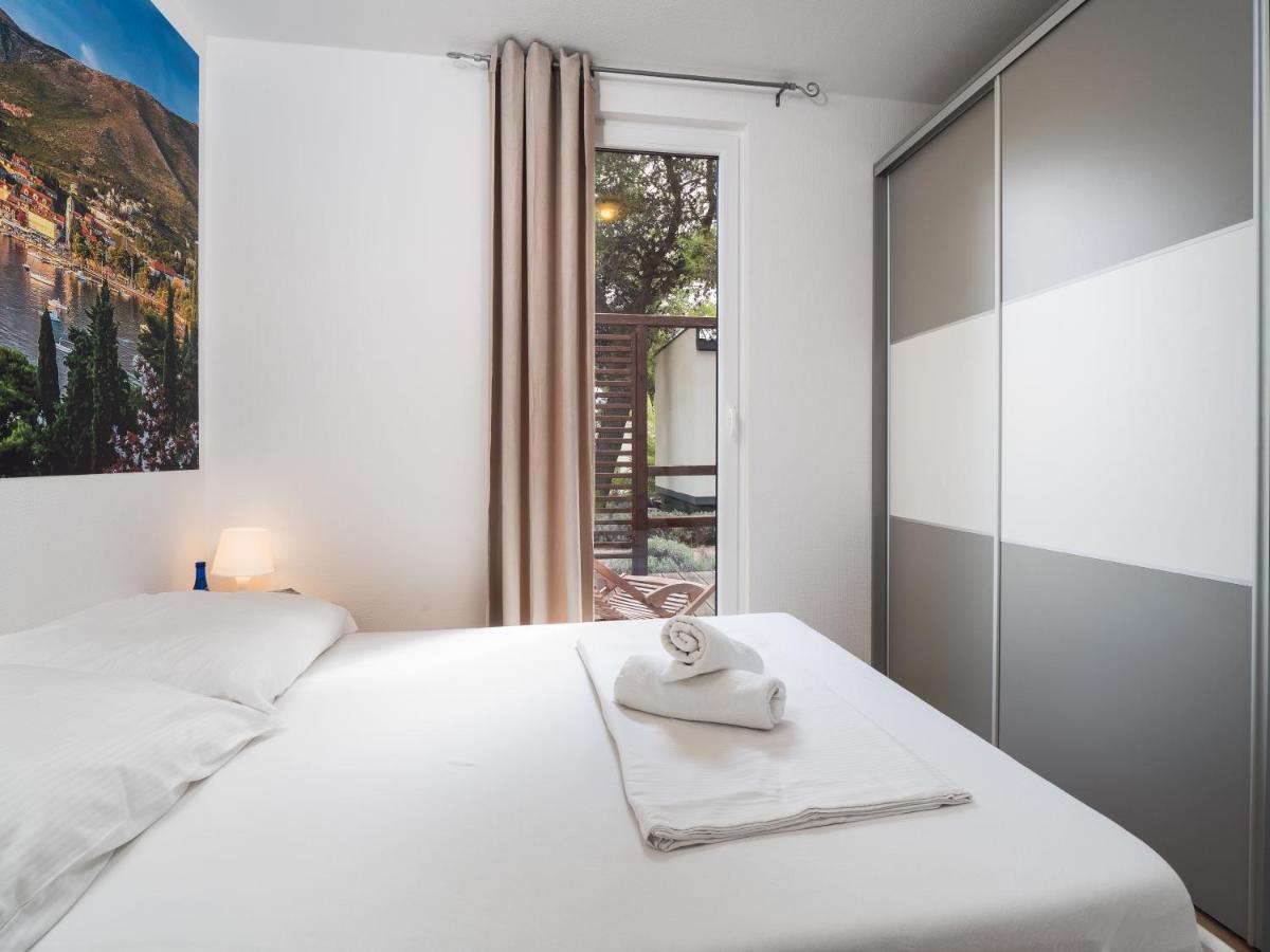 Salve Croatia Mobile Homes In Amadria Park Trogir เซเกต วรันยีชา ภายนอก รูปภาพ